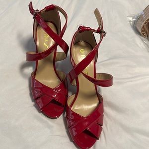 Size 11 Red heels